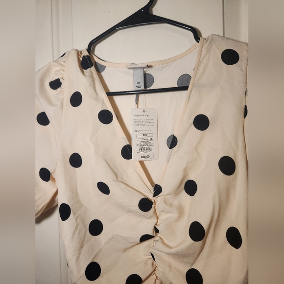 NWT Women's Crepe Short Sleeve Midi Dress - A New Day Beige Polka Dots XS - Picture 4 of 5